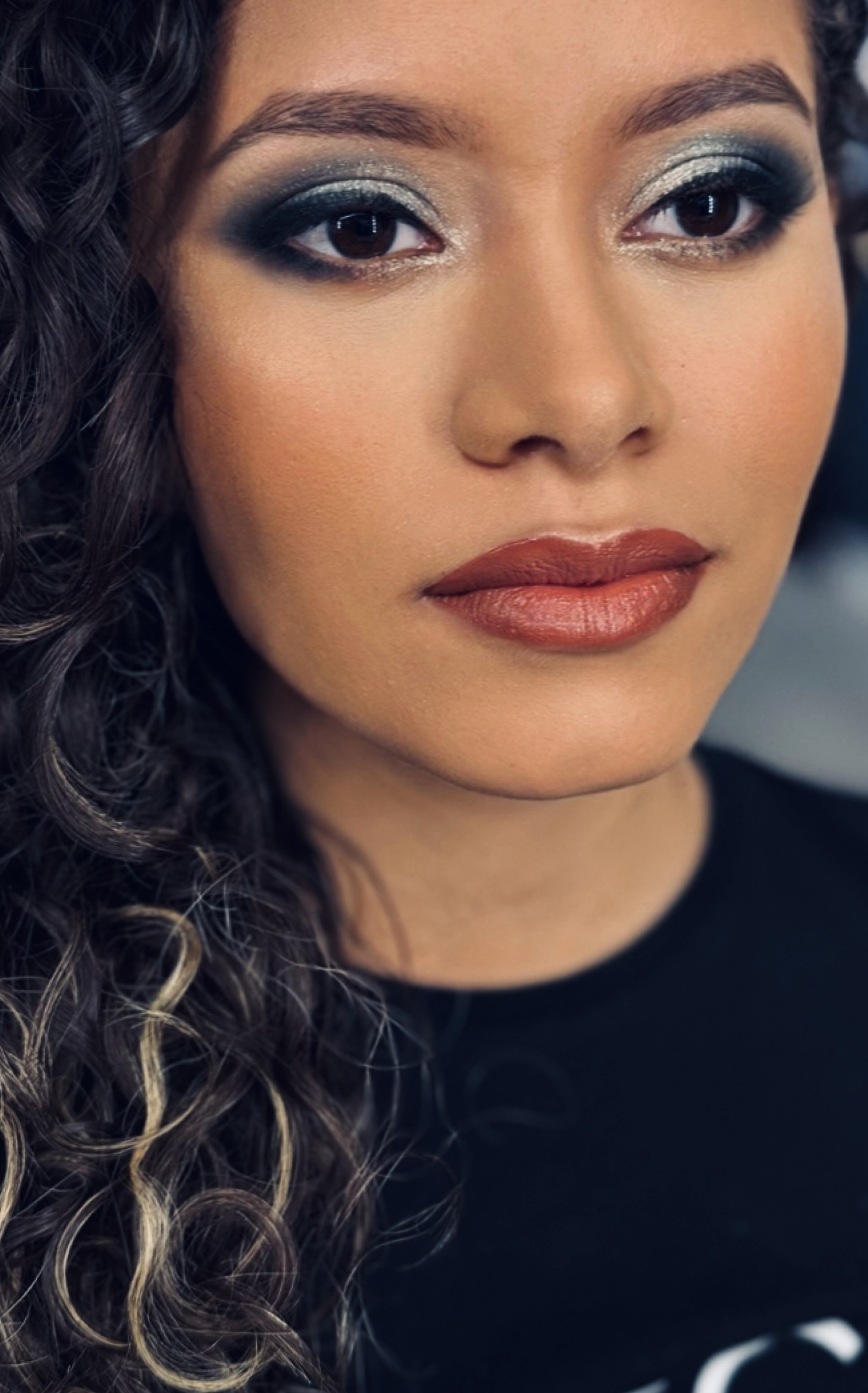 Maquillaje para eventos realizado por Francis Benítez